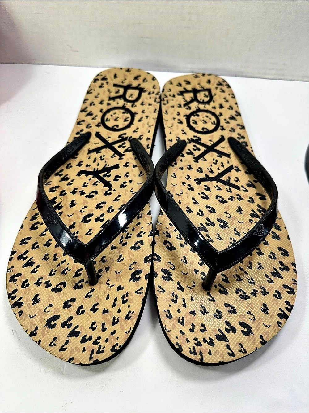 Roxy Women’s Leopard Animal Print Flip Flop Sandals Rubber Brown Black 8 8.5 9
